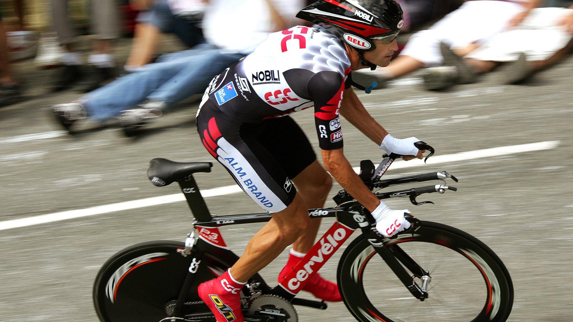 kaiyun.com-《最受关注的年度电竞人物盘点：行业影响力领袖》，电竞行业领军人物